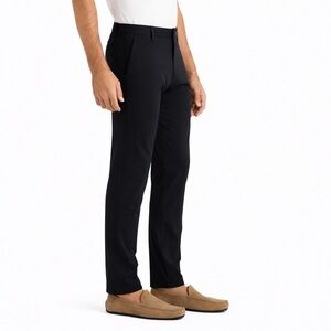 NWOT Rhone 34x32 Commuter Classic 0096 Pant Mens Black Straight Performance